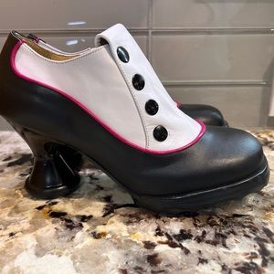 John Fluevog Bunnies